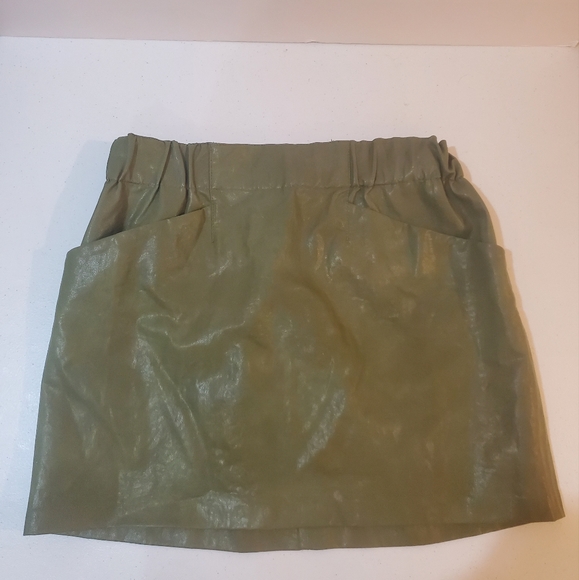 Zara Dresses & Skirts - Zara Faux Leather Skirt